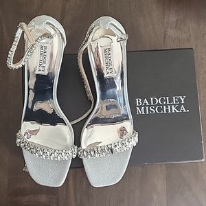 Badgley Mischka womens size 10